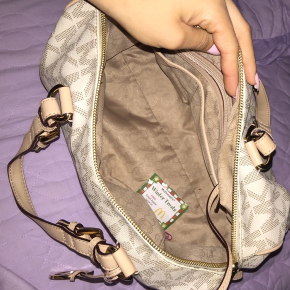 New large Michael kors satchel - Picture 2 of 4