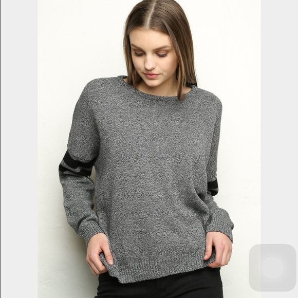 Brandy melville veena sweater