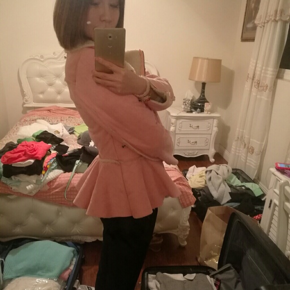 PinK Coat - Picture 3 of 4