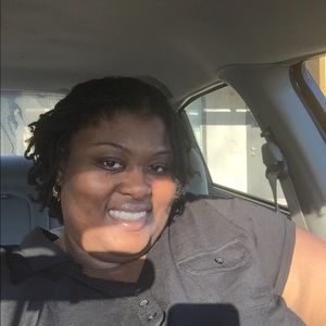 Meet your Posher, Victiria