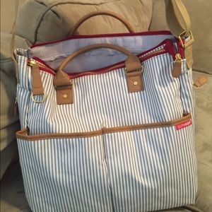 French stripe skip hop duo special edition