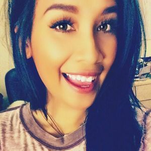 Meet your Posher, Dalena