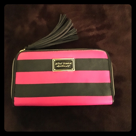 Betsey Johnson wallet with tassel--New!