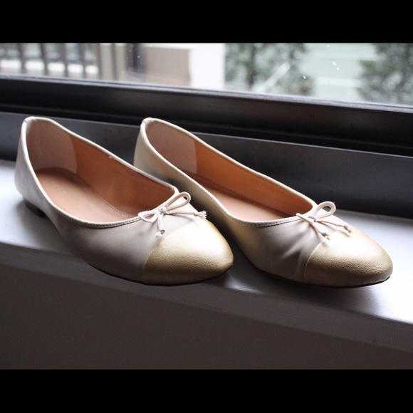 ⚡️sale⚡️J. Crew Gold Cap Toe Flats 6.5