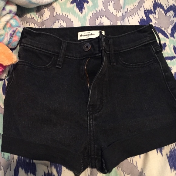Abercrombie black high waisted shorts size 10