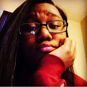 Meet your Posher, Symone