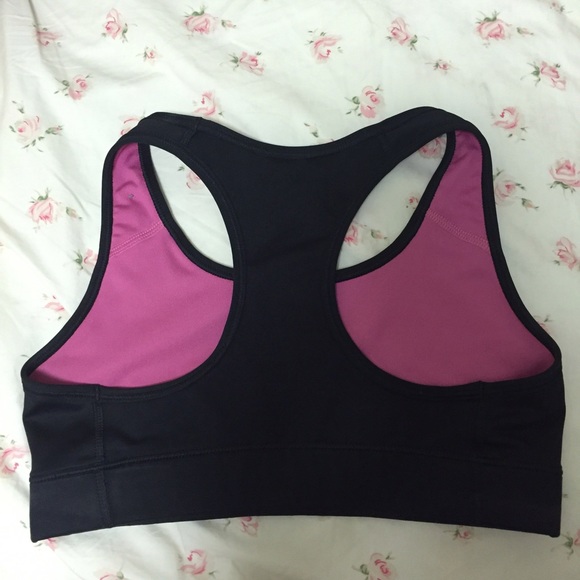 Nike Dri Fit Sports Bra - Picture 2 of 2