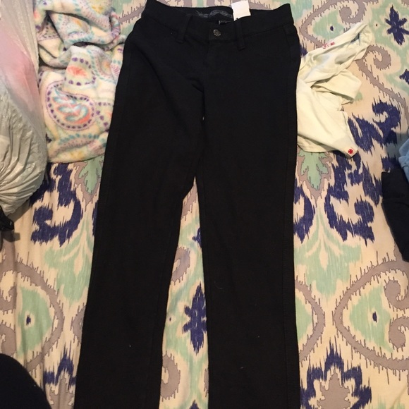 So Nikki black jeans size large
