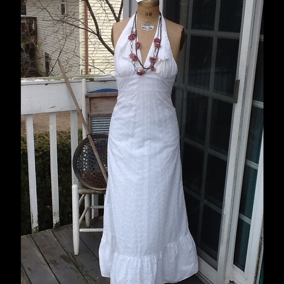 VTG HIPPIE EYELET HALTER MAXI DRESS