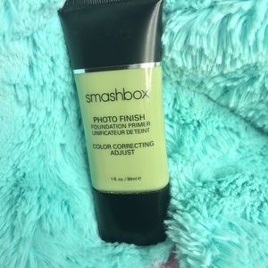 Smashbox photo finish correcting primer (green)
