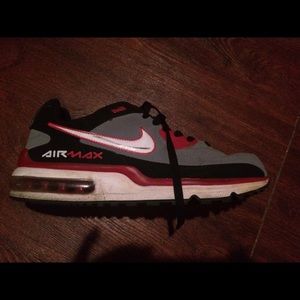 Men's Nike  shoe