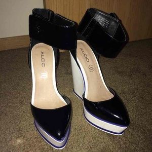 Black and white wedges