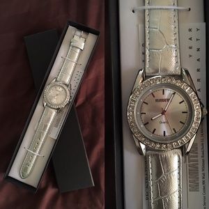 Brand new Manhattan watch from Victoria Wieck