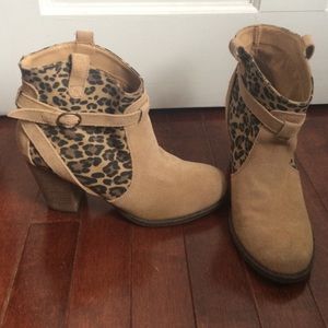 American eagle outfitters booties