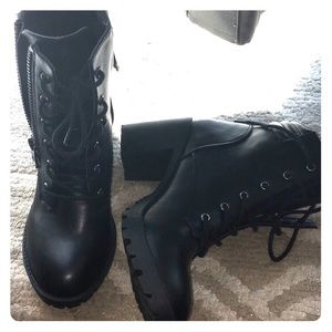 Steve Madden military style lace up booties