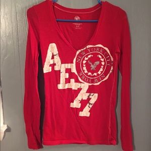 American Eagle V-neck long sleeve