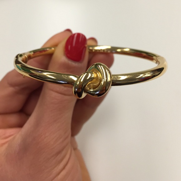 Gorgeous, brand new gold Kate Spade knot bangle