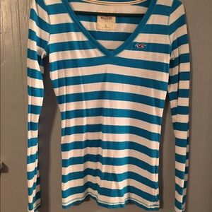Hollister long sleeve V-neck