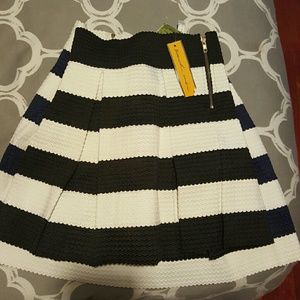 Trendy striped circle skirt NWT