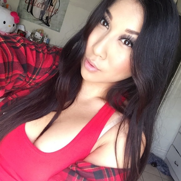 Meet your Posher, Ravyn