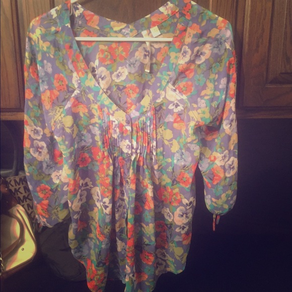 Lauren Conrad 3/4 sleeve blouse