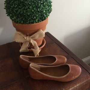 Brown leather like flats