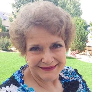 Meet your Posher, Meredith