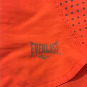 BLACK! Everlast shorts