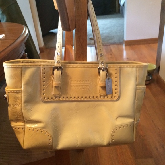 ☀️Authentic Coach, Sunny yellow! ☀️