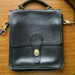 Vintage Coach Willis Station Bag
