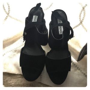 Steve Madden Lenore black platform heels