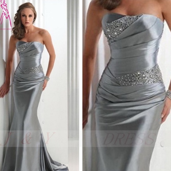 STUNNING LONG silver dress.