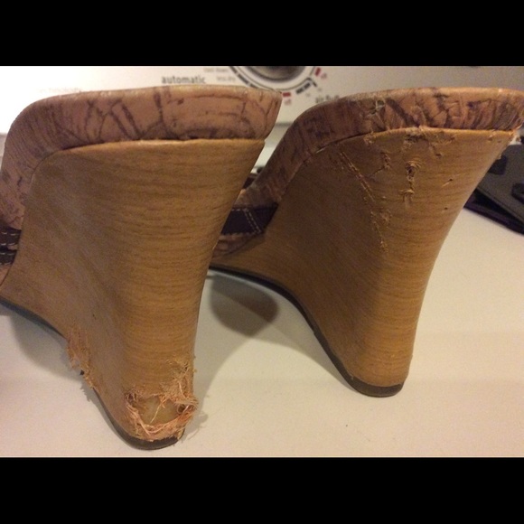 Shoes - Picture 3 of 3