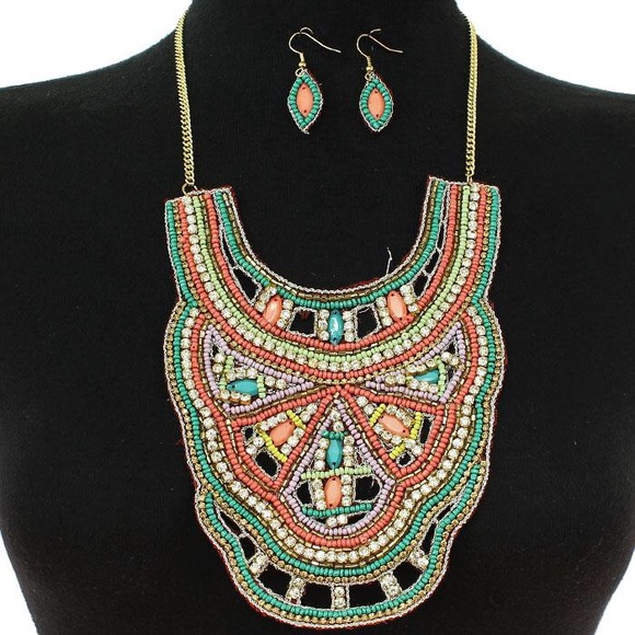 Bohemian Beaded Bib Necklace