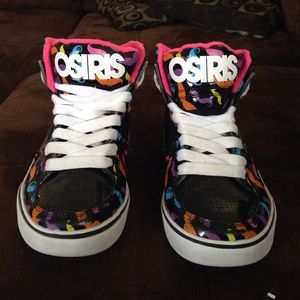Size 4 youth Osiris'