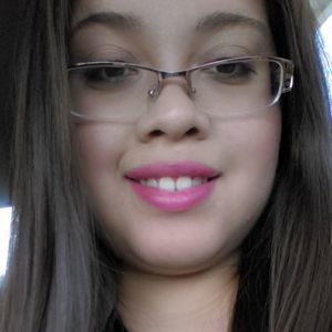 Meet your Posher, Alejandra