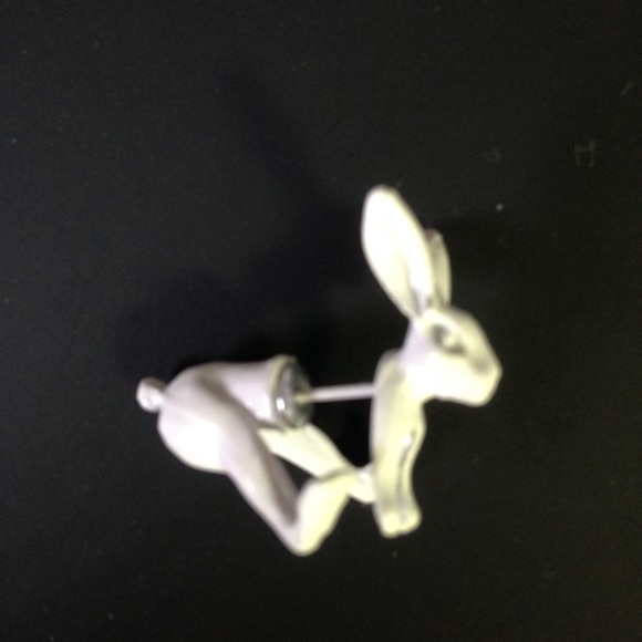 3D Bunny Double Sided Earrings - Picture 3 of 4