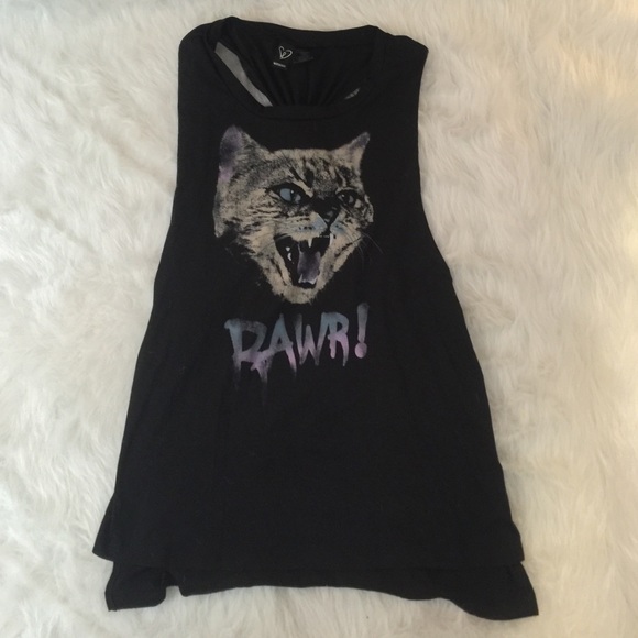 Graphic tank top