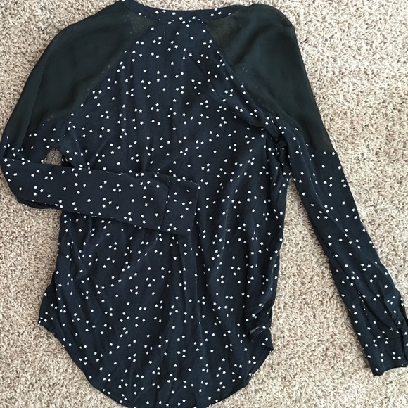 Black Kirra blouse ! - Picture 2 of 2