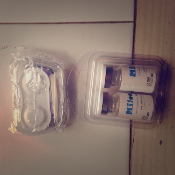 White out non-prescription contacts