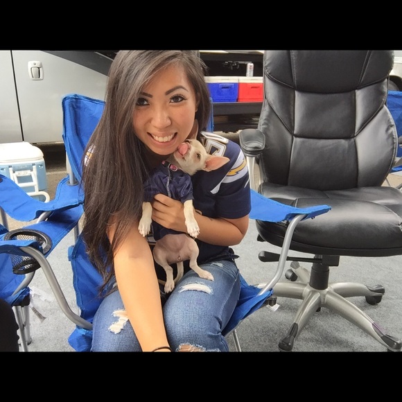 Meet the Posher Victoria! - Picture 2 of 4