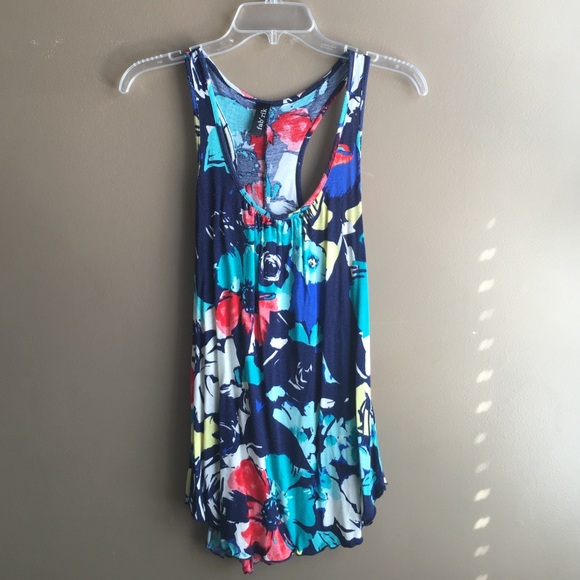 Floral tank top from Fab'rik