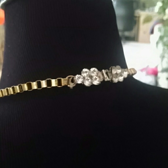 Beautiful statement necklace - Picture 2 of 2