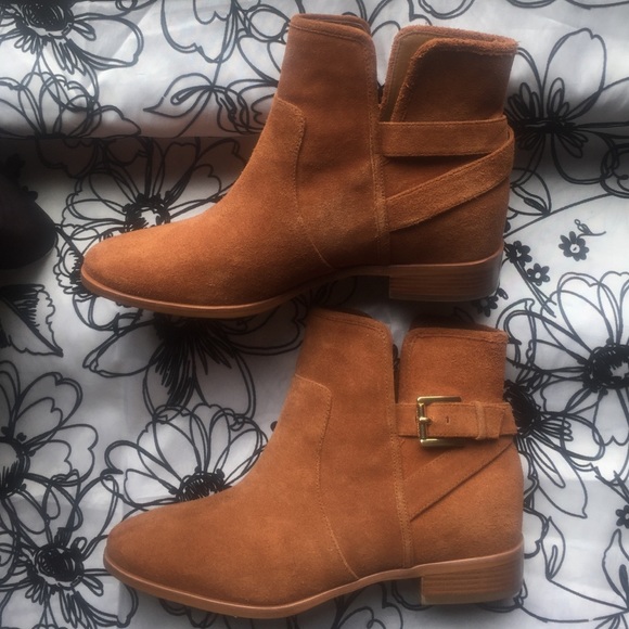 Michael Kors Shoes - SOLD‼️‼️‼️‼️‼️‼️‼️Michael Kors bootie