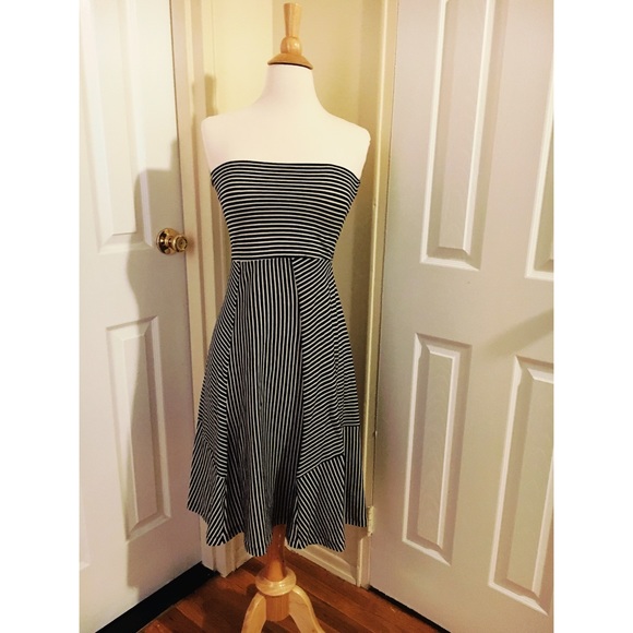 Strapless dress