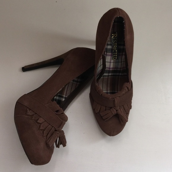 Restricted Shoes - Brown heels