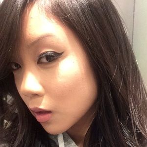 Meet your Posher, Regine