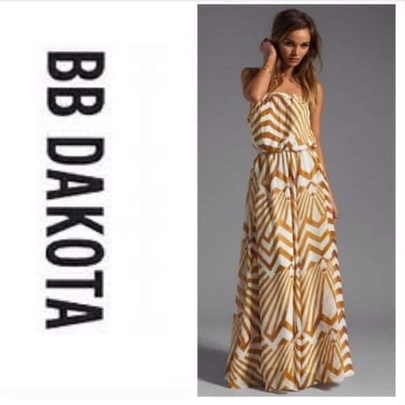 BB Dakota Dresses & Skirts - Imelda Golden Pyramid Printed Chiffon Maxi Dress