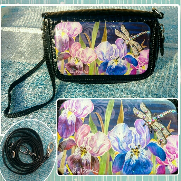 Authentic new Debbie Brooks cross body purse - Picture 1 of 4