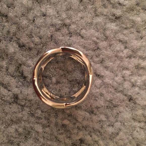 Bcbg ring - Picture 2 of 3